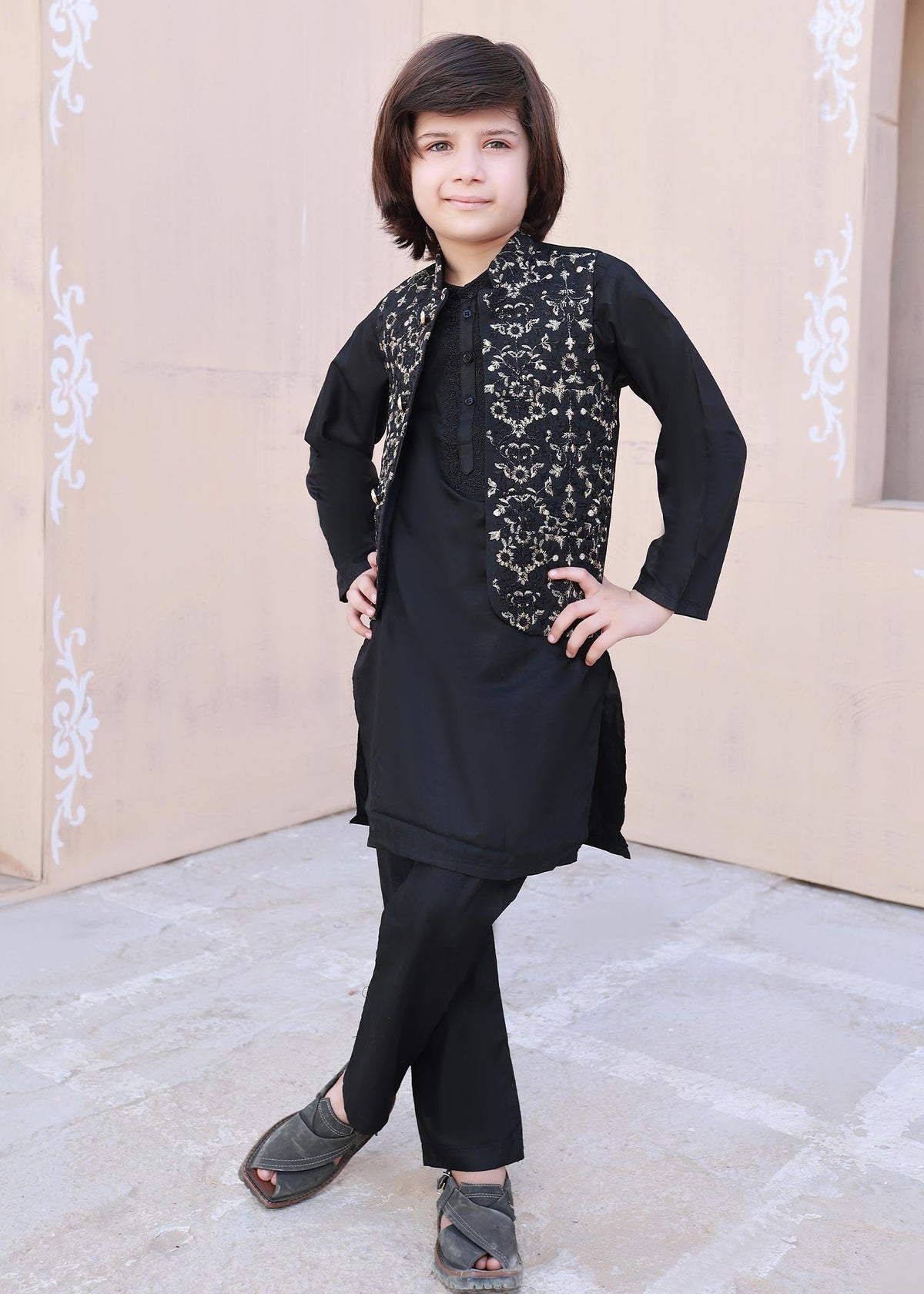 Leaf Black Embroidered Waistcoat Suit - V26 Main image