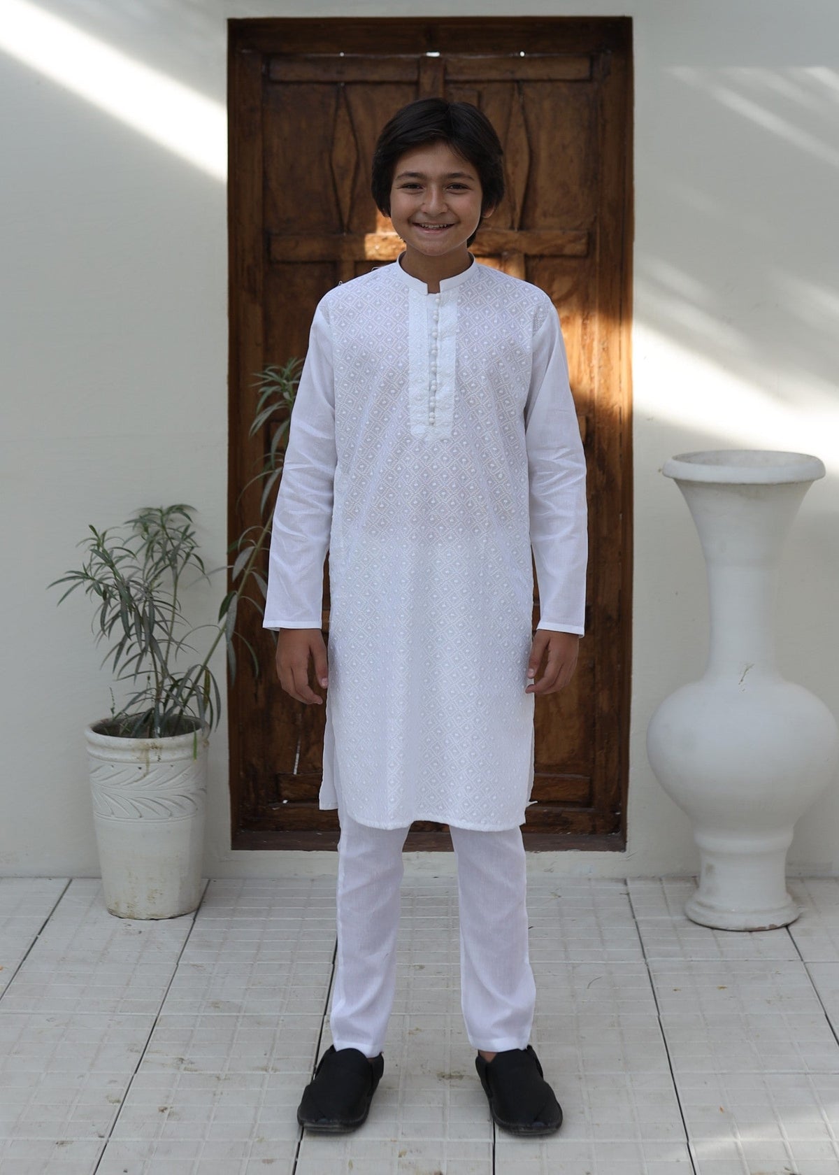 Porcelain White chicken Kurta Trouser - KE 039 Main image