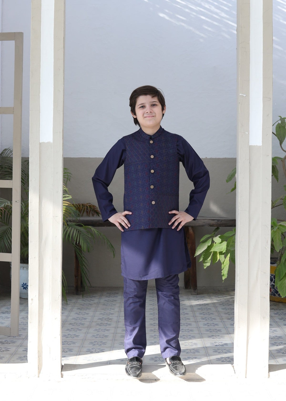 Yale Blue Waistcoat Suit-AHW-030 Main image