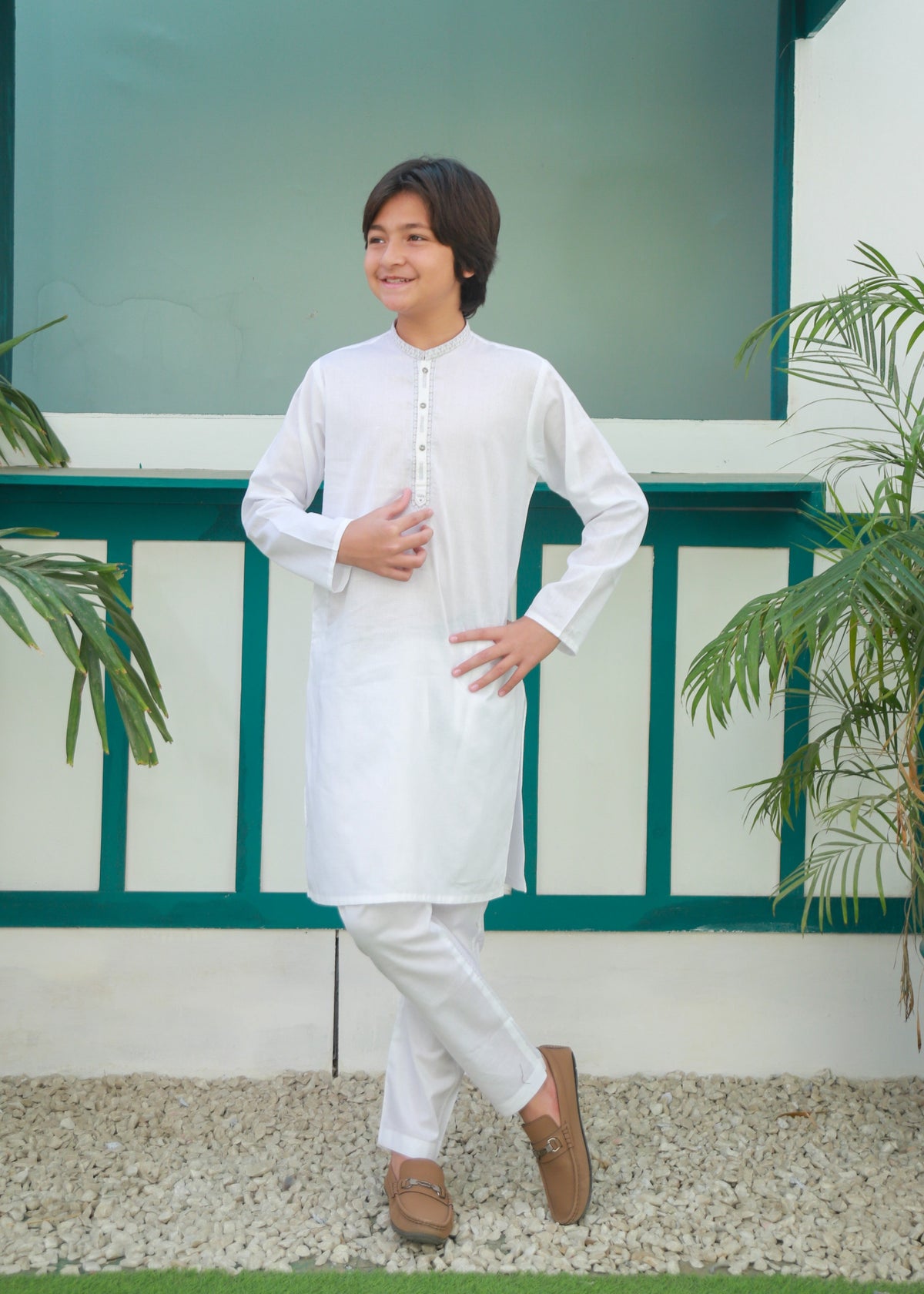 White Kurta Trouser AH 052