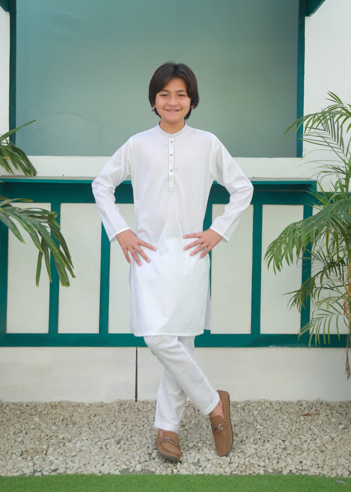 White Kurta Trouser AH 052