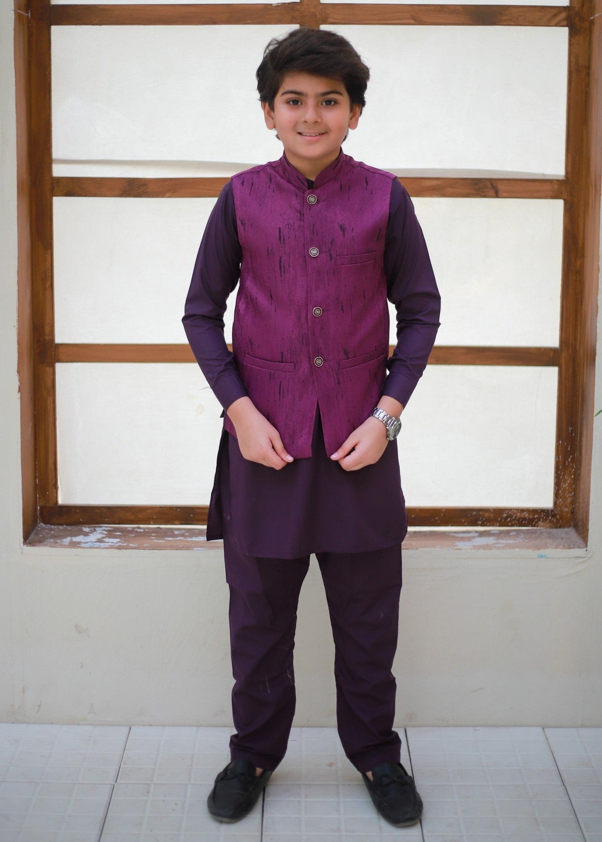 Byzantium Waistcoat Suit EW81 Main image
