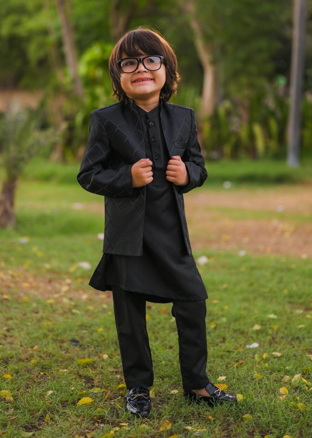 Black Open Prince coat suit - p19 Main image