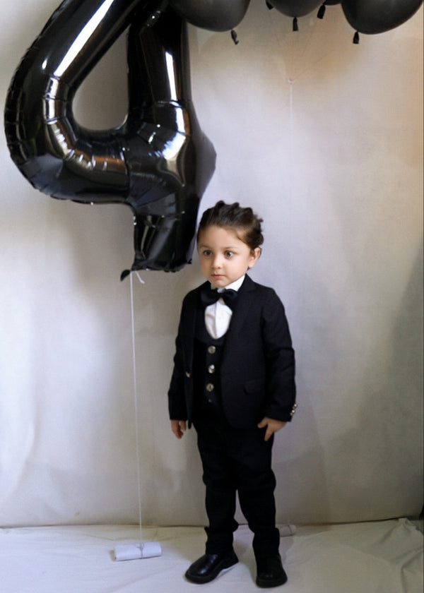 5pcs Black suit (Coat+Waistcoat+Pant+Shirt+Bow) - CPS 001