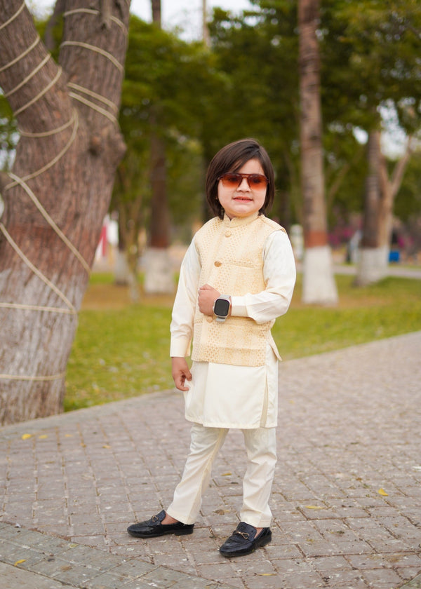 Cream White Waistcoat Suit EW 42