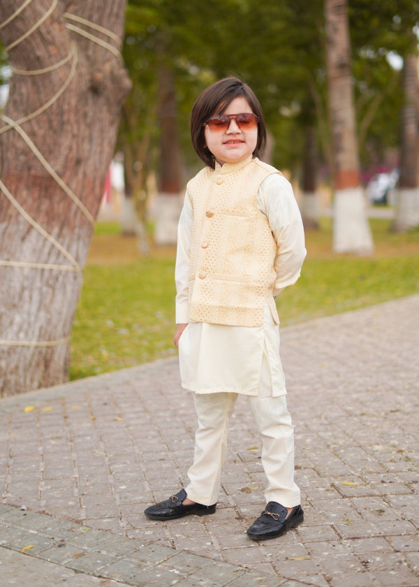 Cream White Waistcoat Suit EW 42