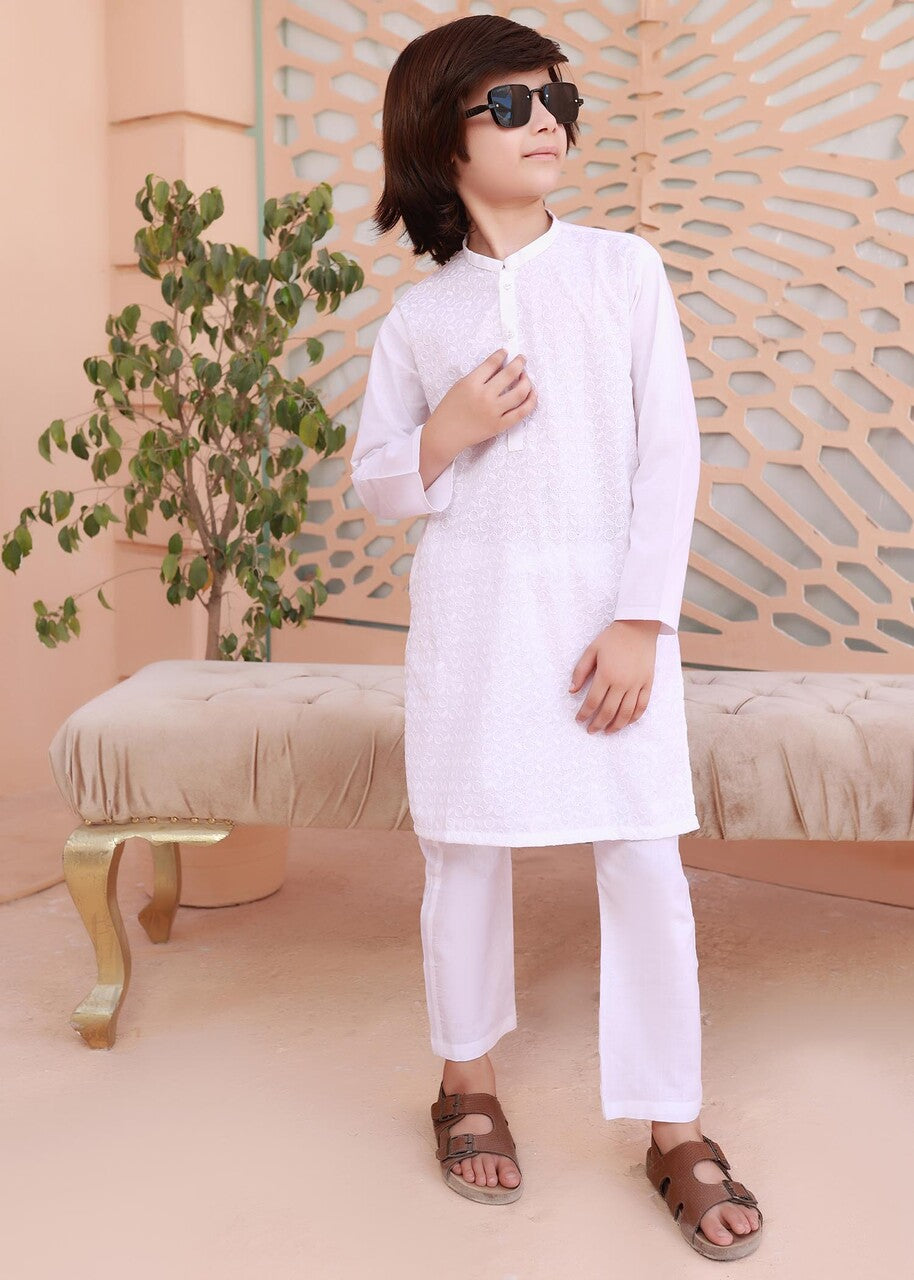 White chicken Kameez shalwar - AK 23 Main image