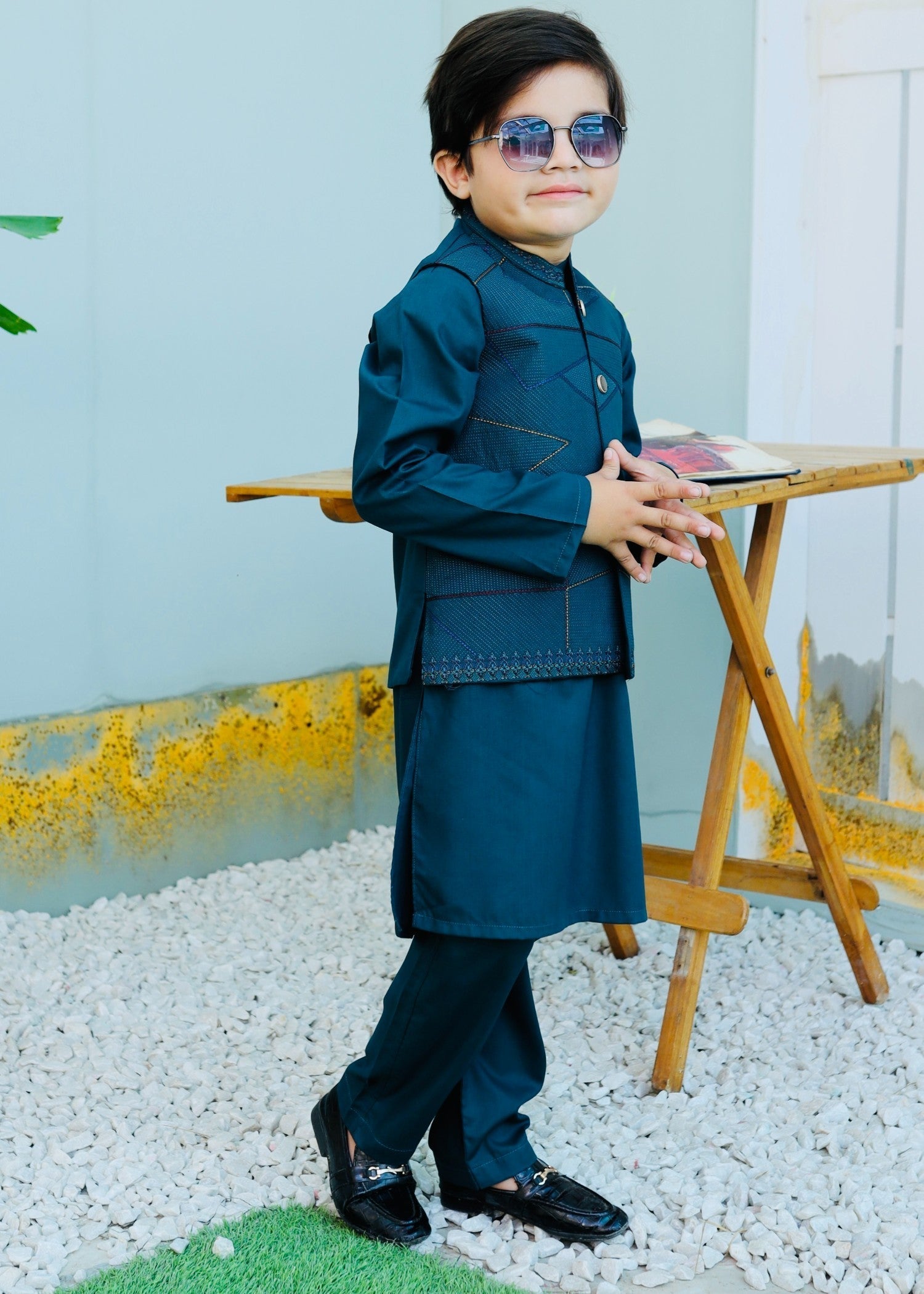 Teal Waistcoat Suit AHW 012 Secondary image