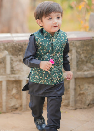 Leaf Green Embroidered Waistcoat Suit - V25