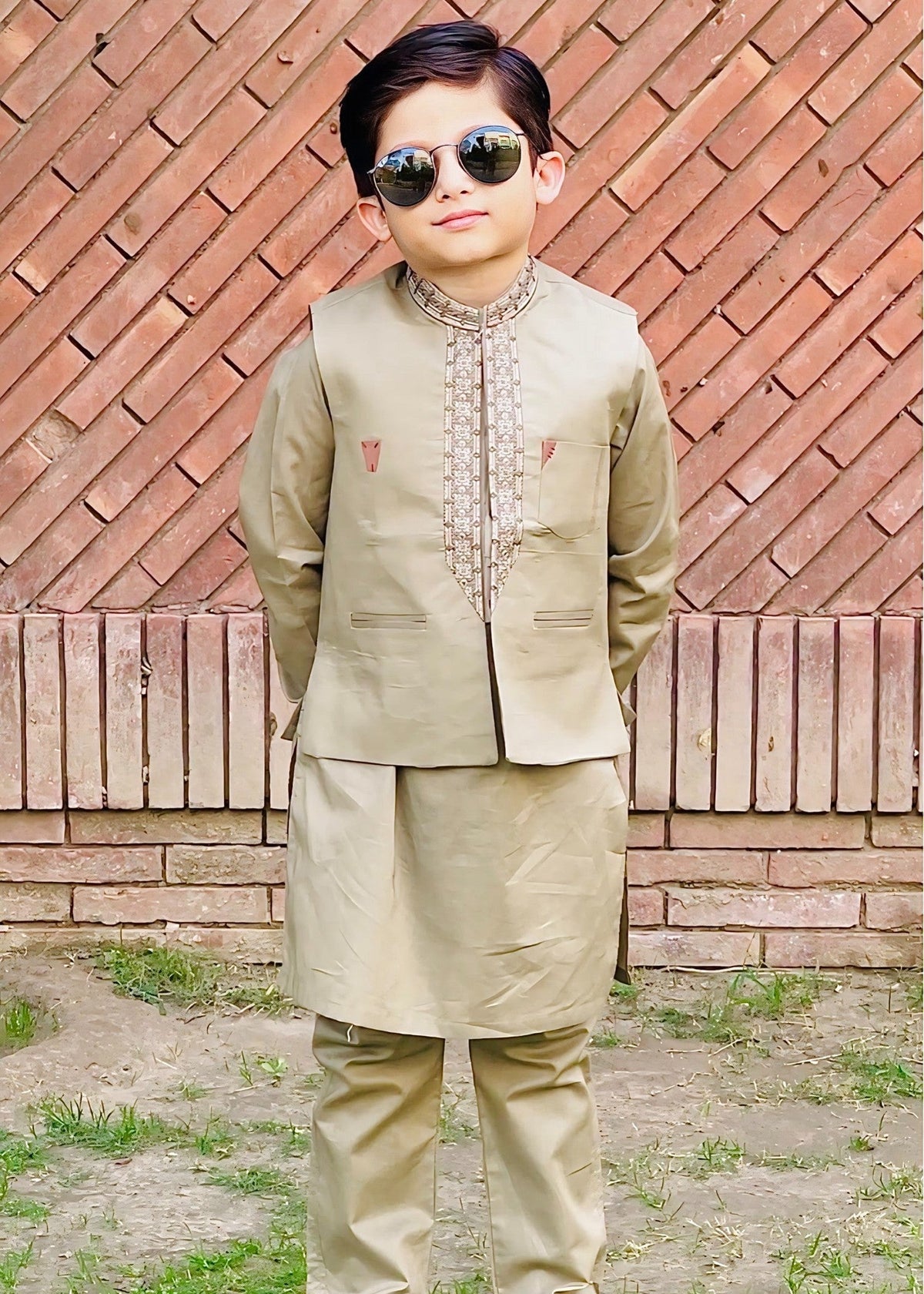 Pistachio Green Waistcoat Suit-AHW-004 Main image