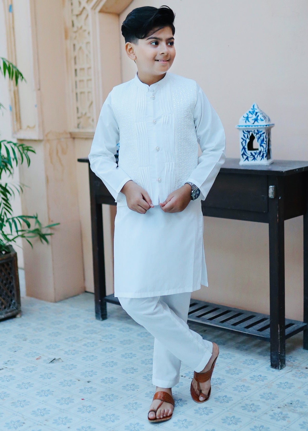 White Waistcoat Suit AHW 010 Main image
