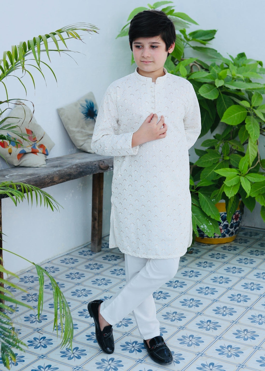 White Kurta KT 115